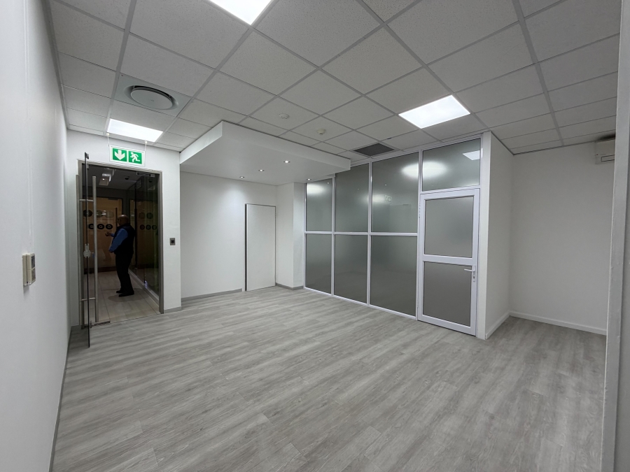 To Let Commercial Property for Rent in Claremont Western Cape